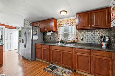 115 L C Drive, Laurens, SC 29360 - Photo 15
