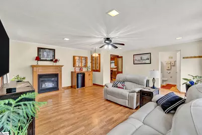 207 Fair Place, Clinton, SC 29325 - Photo 15