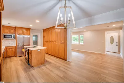 210 Knollview Drive, Greenville, SC 29611 - Photo 9