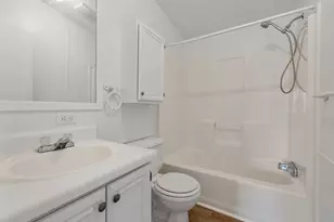 8 Glenmont Ln, Greenville, SC 29607 - Photo 21