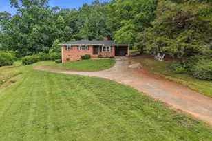 203 E 2nd Ave, Easley, SC 29640 - Photo 3