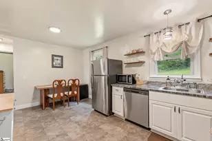 203 E 2nd Ave, Easley, SC 29640 - Photo 13