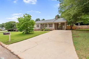 202 Barley Run, Simpsonville, SC 29681 - Photo 3