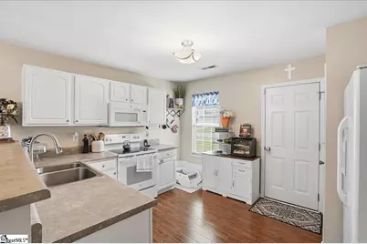 612 Westbury Way, Simpsonville, SC 29680 - Photo 9