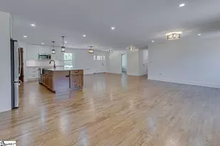 1041 Motlow School Rd, Campobello, SC 29322 - Photo 13
