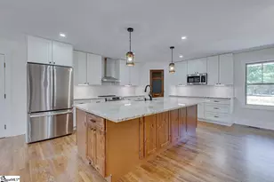 1041 Motlow School Rd, Campobello, SC 29322 - Photo 5