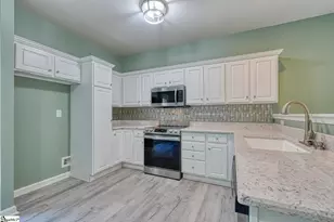 205 Whaleback Dr, Simpsonville, SC 29681 - Photo 9