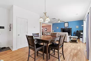 347 Riverdale Rd, Simpsonville, SC 29680 - Photo 7