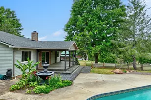 433 Latham Rd, Easley, SC 29640 - Photo 31