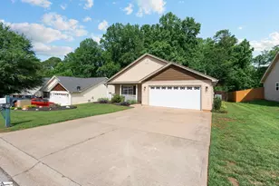 153 Maximus Dr, Greer, SC 29651 - Photo 3