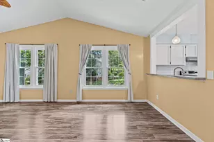 519 Wentworth St, Mauldin, SC 29662 - Photo 13