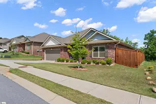 527 Flying Squirrel Wy, Greenville, SC 29605 - Photo 3