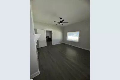 201 Hunters Court, Laurens, SC 29360 - Photo 7