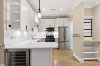 204 Butler Avenue, Greenville, SC 29601 - Photo 15