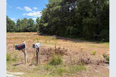 208 Pine Drive, Greenwood, SC 29653 - Photo 11