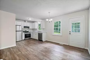 102 Pyle Ct, Spartanburg, SC 29306 - Photo 9