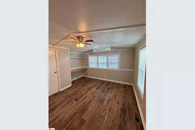 425 Cox Road, Greer, SC 29651 - Photo 5