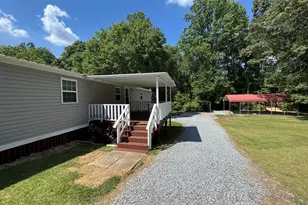 425 Cox Rd, Greer, SC 29651 - Photo 13