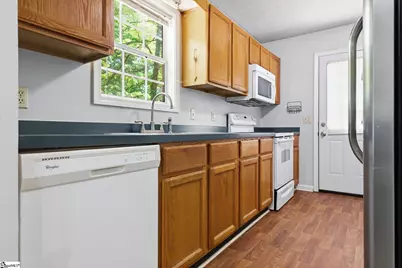 560 Center Drive, Taylors, SC 29687 - Photo 15
