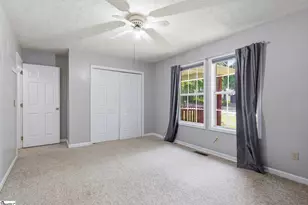 560 Center Dr, Taylors, SC 29687 - Photo 17