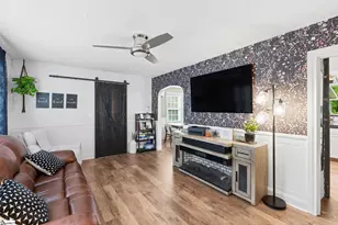 21 Nancy Dr, Greenville, SC 29617 - Photo 9