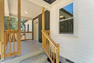 202 Loop St, Greenville, SC 29609 - Photo 5