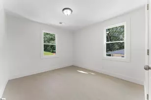 202 Loop St, Greenville, SC 29609 - Photo 23