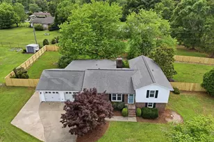 105 Terry Lee Dr, Piedmont, SC 29673 - Photo 3