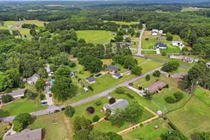 105 Terry Lee Dr, Piedmont, SC 29673 - Photo 41