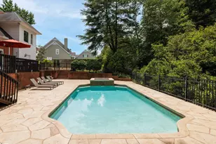 511 Scarborough Dr, Greer, SC 29650 - Photo 5