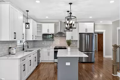 204A Wilkins Street, Greenville, SC 29605 - Photo 9