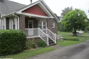 210 Donnan Rd, Greenville, SC 29687 - Photo 9