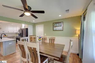 120 Swain Ave, Boiling Springs, SC 29316 - Photo 9