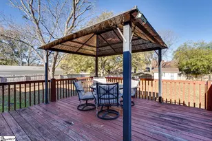 216 Hickory Dr, Easley, SC 29642 - Photo 43