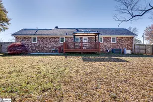 216 Hickory Dr, Easley, SC 29642 - Photo 39