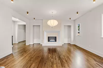 33 N Textile Avenue, Greenville, SC 29611 - Photo 15
