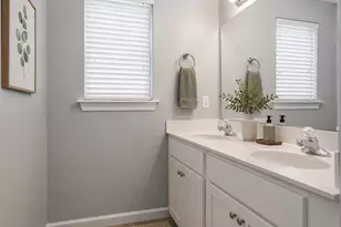 419 E Butler Rd, Mauldin, SC 29662 - Photo 9