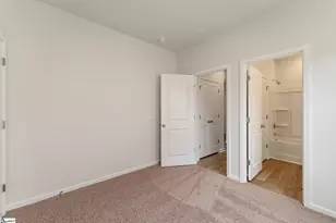 2116 Mayberry Dr, Spartanburg, SC 29301 - Photo 17