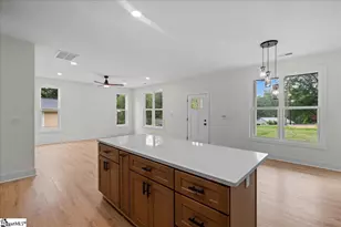 119A Woodland Dr, Fountain Inn, SC 29644 - Photo 13