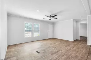 102 Kimberly Dr, Easley, SC 29642 - Photo 11