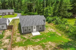832 Fairwood Dr, Woodruff, SC 29388 - Photo 23