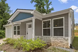 832 Fairwood Dr, Woodruff, SC 29388 - Photo 1