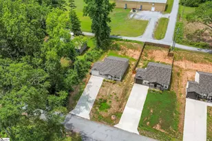 832 Fairwood Dr, Woodruff, SC 29388 - Photo 27