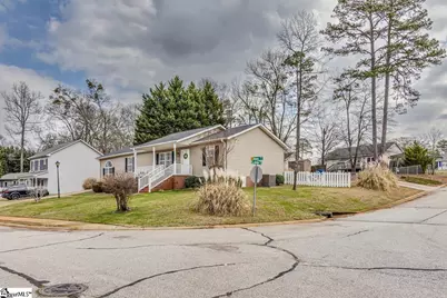 100 Mona Way, Greenville, SC 29611 - Photo 3