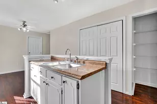 7 Haley Ct, Greenville, SC 29607 - Photo 23