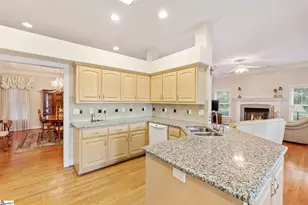 306 Glinda Ann Ct, Greenville, SC 29607 - Photo 25