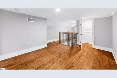 8 Amherst Avenue, Greenville, SC 29605 - Photo 15