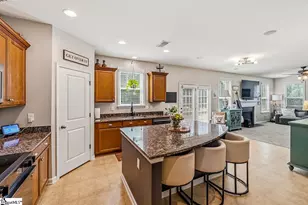 235 Castleton Cir, Boiling Springs, SC 29316 - Photo 11