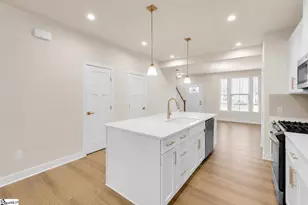 31 Moss Holw Wy, Simpsonville, SC 29680 - Photo 11