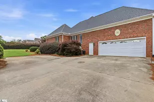 102 Club Ridge Dr, Pickens, SC 29671 - Photo 11